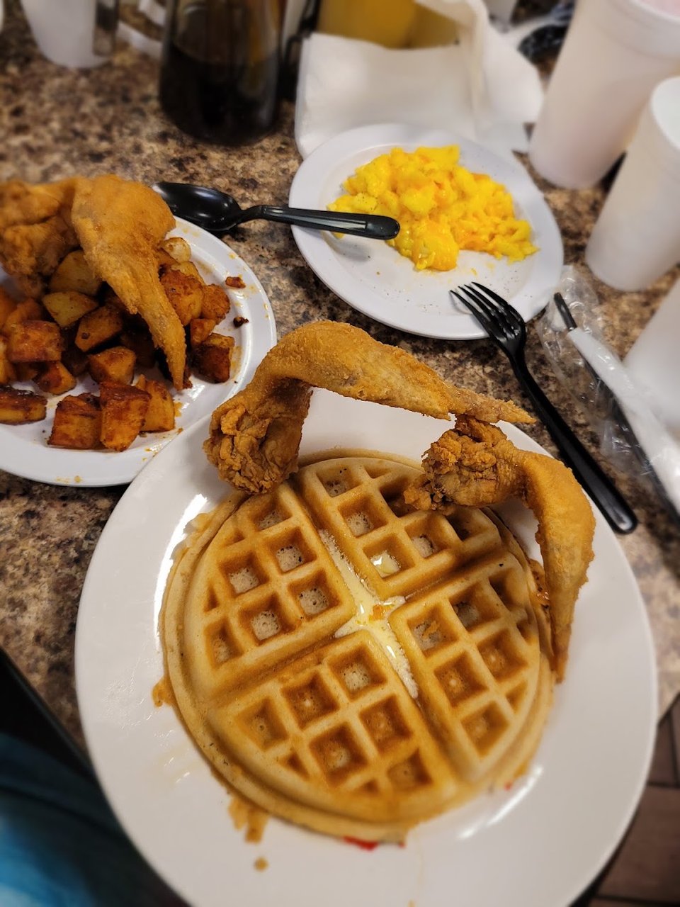 Waffle and Fried Chicken Wings